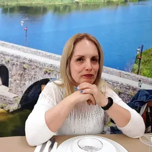 Empregada de limpeza responsável em Gondomar 