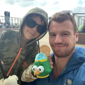 Je cherche une ou un baby sitter 