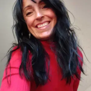 Cuidadora de animales en el Bages