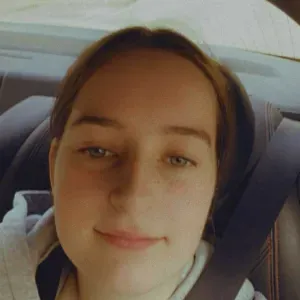 Aide à domicile pour personnes en difficulté, éducatrice