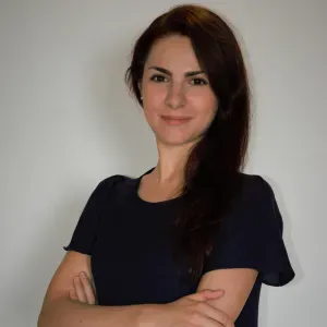 Cerco donna delle pulizie a Cascina