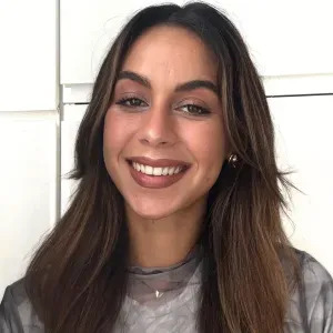 Baby-sitter expérimentée de région parisienne 