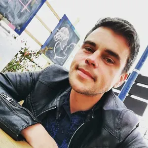 Recherche baby-sitter - garde d'enfants à Cherbourg-En-C...