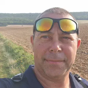 PET -SITTER  à côté de Sens 89