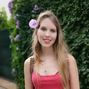 Cuidadora de animales en Sevilla