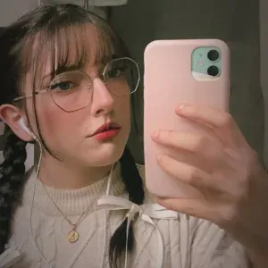 Une Baby sitter géniale a Caen!