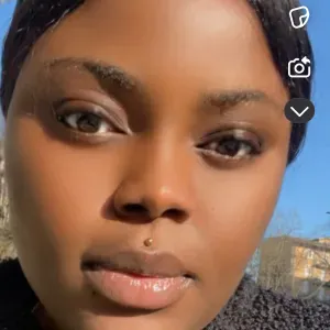 ciao mi chiamo Blessing sono per la Nigeria cerco lavoro