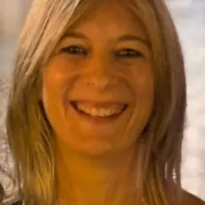 Canguro en Bilbao con experiencia 