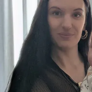 Baby sitter diplômée Monitrice Éducatrice