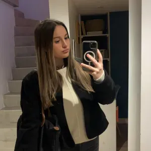 Baby-sitter expérimentée au cannet et à cannes !!