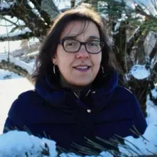 Procuro trabalho como babysitter