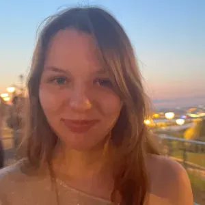 Femme de ménage à Marseille. Ravi d'aider !