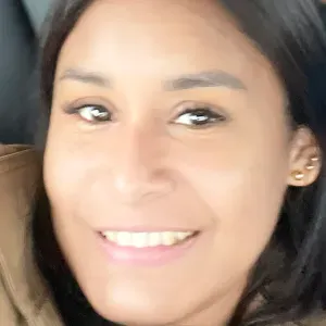 Nounou au grand cœur et investi 