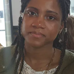 Femme de menage boulot étudiant 