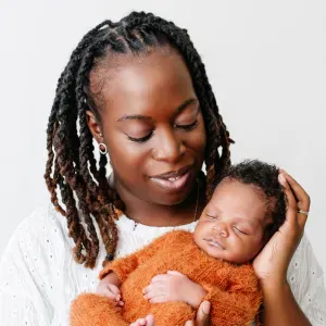 JE RECHERCHE UNE BABY SITTER