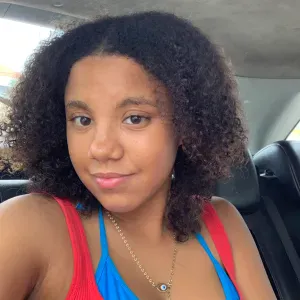 Baby-sitter com experiência em Lisboa
