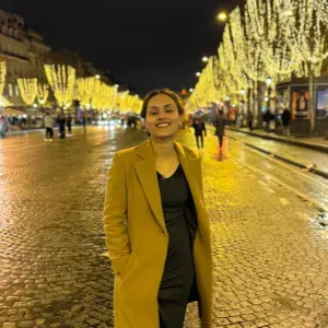 Caring and reliable babysitter for Monday or Tuesday or both