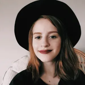 Étudiante trilingue (FR/EN/PT), douce et responsable 🌟