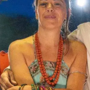 Cerco collaboratrice domestica per tutto l'anno Celle Ligure