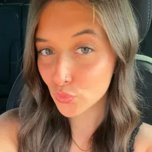 Procuro emprego como babysitter em Esposende e arredores