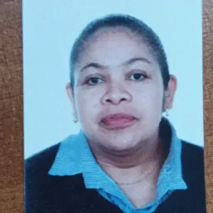 Empleada de limpieza y servicios Domésticos 