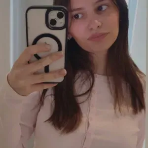 Baby sitter expérimentee à vesoul 