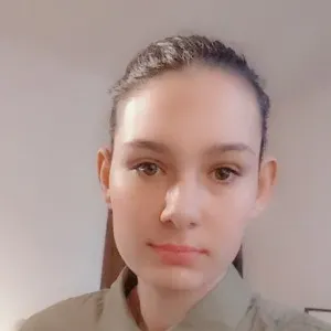 Étudiante cherche garde d'enfants