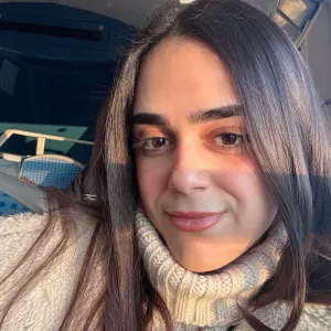 Baby-sitter douce, fiable et experimentée .