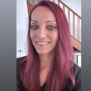 Jeune femme de ménage à Rognac 