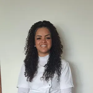 Cuidadora geriátrica em Guimarães.