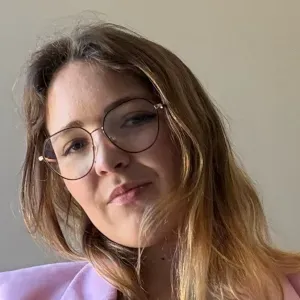 Baby sitter débutante à Brive la gaillarde 