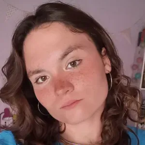 Baby-sitter au alentour de saujon et royan 