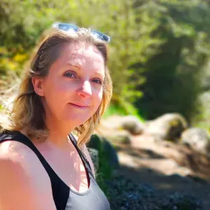 Baby sitter infirmière et maman 