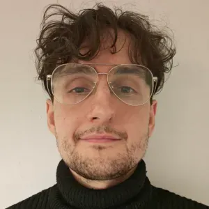 Experienced personal care for a senior Worksop