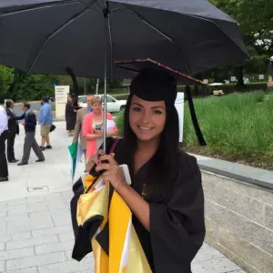 Experienced teacher looking to nanny full time!