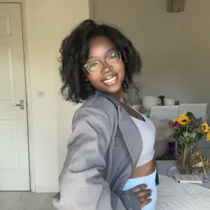 Well experienced babysitter in Birmingham!