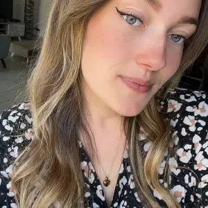 Aide à domicile pleine de joie et d'amour !