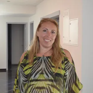 Aide au senior repas courses entretiens et compagnie 