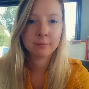 Assistante maternelle 🔹aide ménagère 🔹aide à domicile