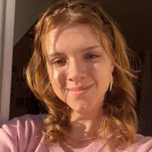 Baby Sitter passionnée dans le 44 !