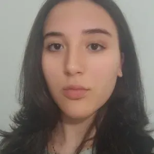 Baby-sitter à Bron, toujours de bonne humeur :)