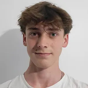 Baby-sitter près de Rennes avec de l'expérience