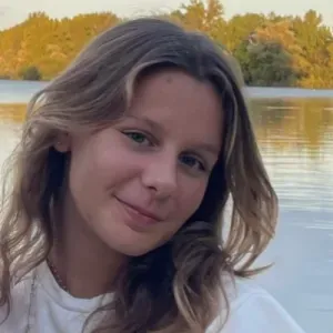 Baby-sitter expérimentée à Bordeaux