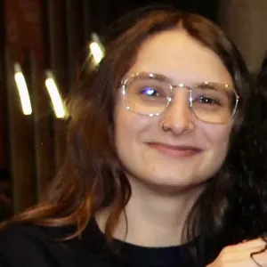 Guimarães/Famalicão. Babysitter ocasional