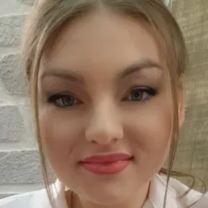 Menajeră responsabila în Lens 62300 