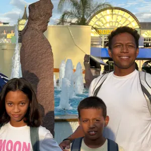 Baby-sitter pour le jeudi soir (1 semaine/2)