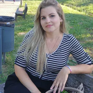 Empleada de limpieza en Ourense con gran atención al detalle