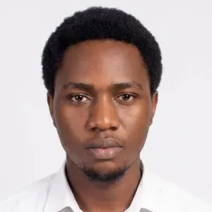 Experienced babysitter with three years 