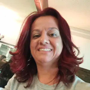 Empregada de limpeza em geral. Experiência em cozinha