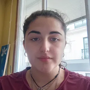 Canguro en Pontevedra con experiencia familiar